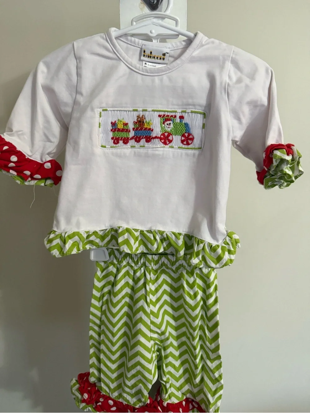 Babeeni adorable smocked